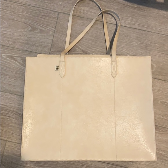 beige work tote